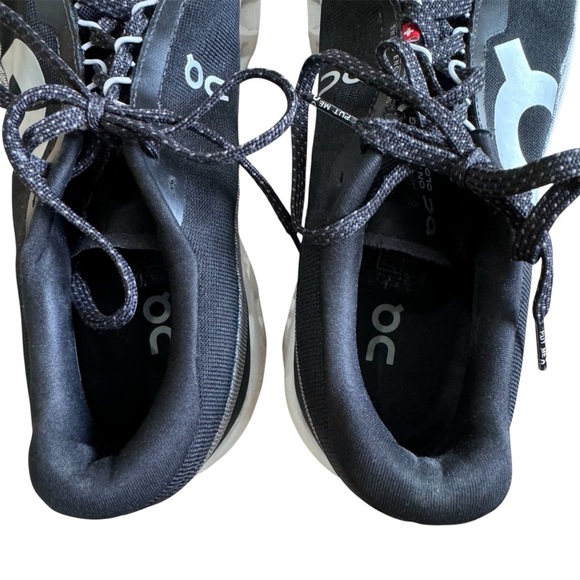 ON cloud monster 2 running sneakers men’s size 10 EUC - Picture 5 of 8